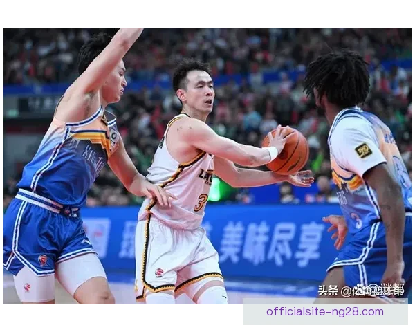 中国男足归化前锋塞鸟入籍流程逐步推进 引发球迷热议